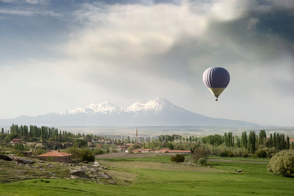 Turkey, Balloon ride near Konya.   ©  R.V. Bulck