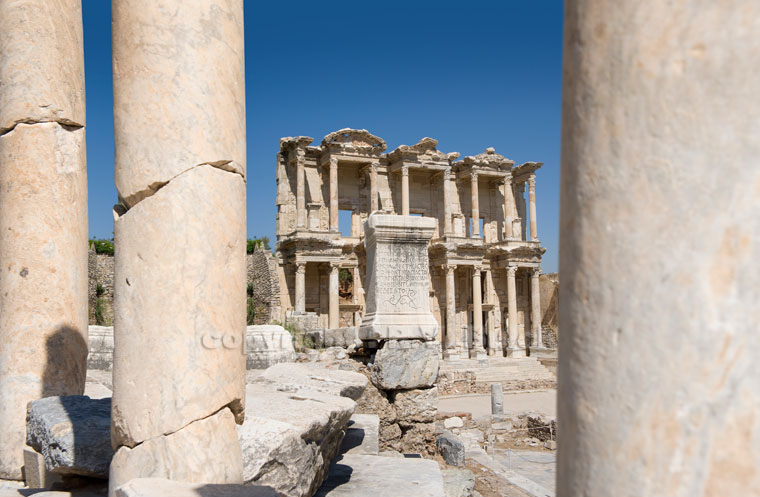 Ephesus. ©  R.V. Bulck