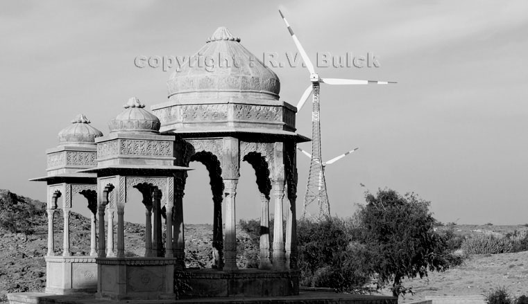 India, Jaisalmer, Cenotaphs   ©  R.V. Bulck